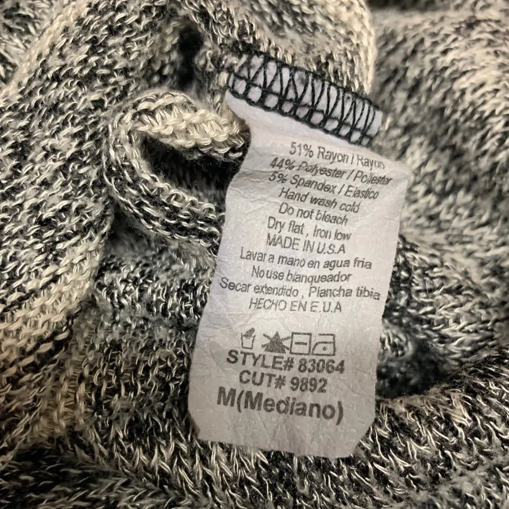 Stripe Knit V Neck - Picture 5 of 5